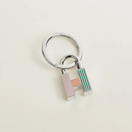 H, candenas, quizz, rainbow, key ring